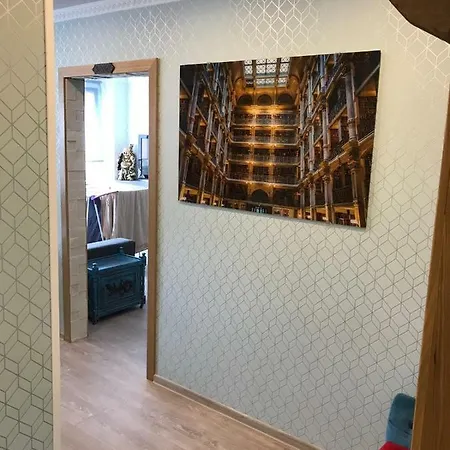 Stirnu Street Apartman *